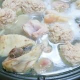 【鶏肉ぶつ切り】鶏の水炊き【あったか鍋】